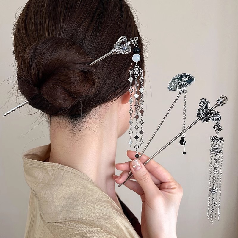 エレガントな女性のヘアピンアンティークシルバー蝶タッセルヘア - Shop Jewelry & Watches Near Me のレビューと価格