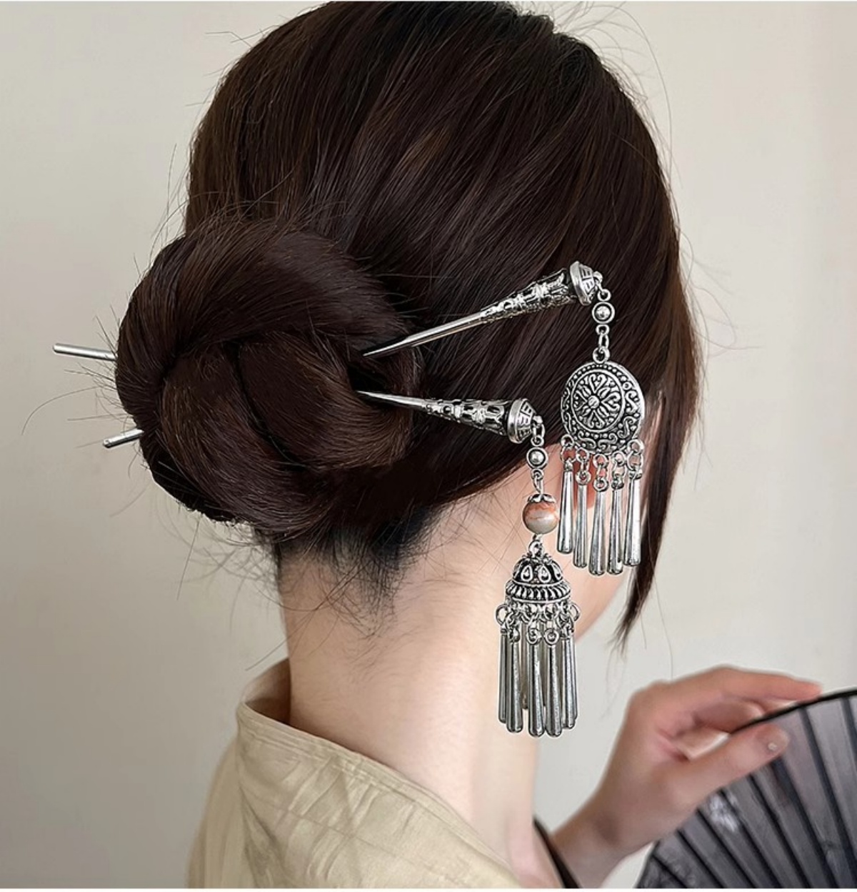 エレガントな女性のヘアピンアンティークシルバー蝶タッセルヘア - Shop Jewelry & Watches Near Me のレビューと価格