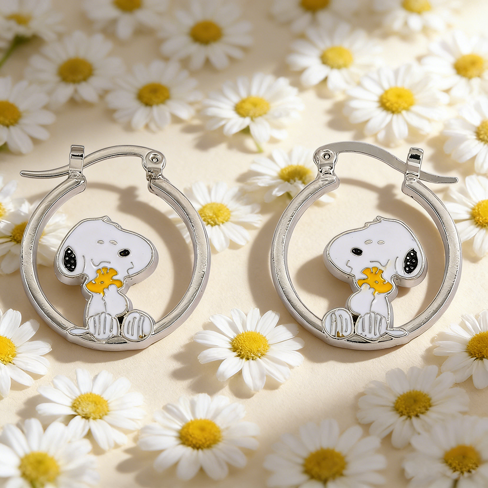 かわいいスヌーピーハギーフープイヤリング、シルバートーンの漫 - Hoop Earrings のレビューと価格