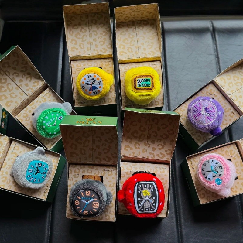 在庫ポップ日曜日ぬいぐるみリラックスウォッチシリーズブライン - Jewelry And Watches Box のレビューと価格