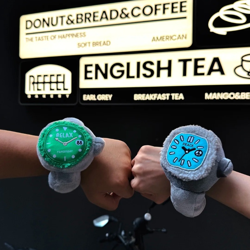 在庫ポップ日曜日ぬいぐるみリラックスウォッチシリーズブライン - Jewelry And Watches Box のレビューと価格
