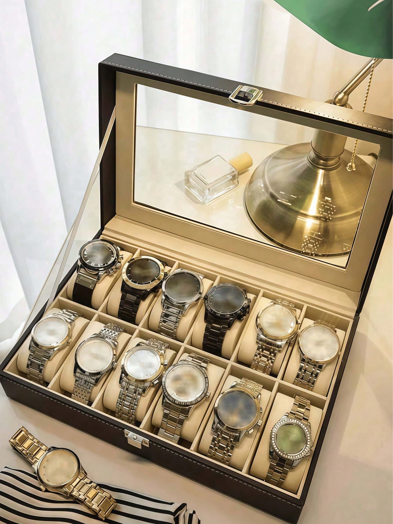 ロック付きレザー時計ボックス、大容量時計ディスプレイケース、 - Jewelry And Watches Box のレビューと価格
