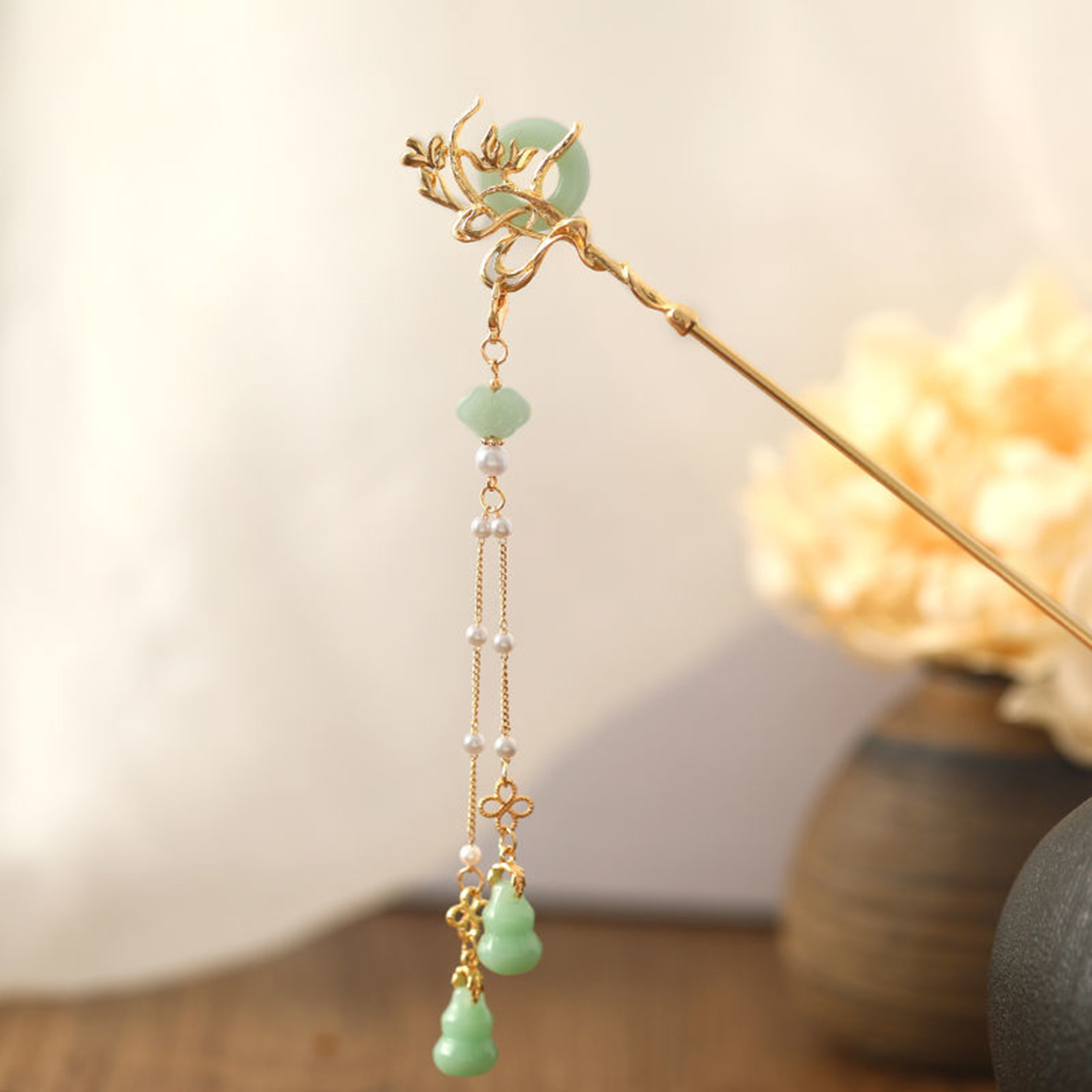 中国風のガラスヘアピン女性のためのエレガントな同心バックルタ - Shop Jewelry & Watches Near Me のレビューと価格