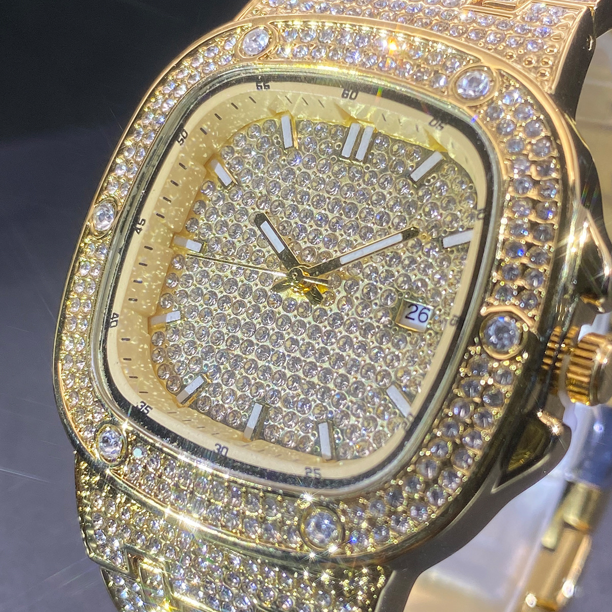 スクエア腕時計男性女性用光沢のあるフルストーンカップルクォー - Jewelry Watches Men のレビューと価格